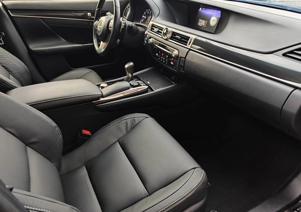 Lexus GS cena 114999 przebieg: 156879, rok produkcji 2018 z Sława małe 436